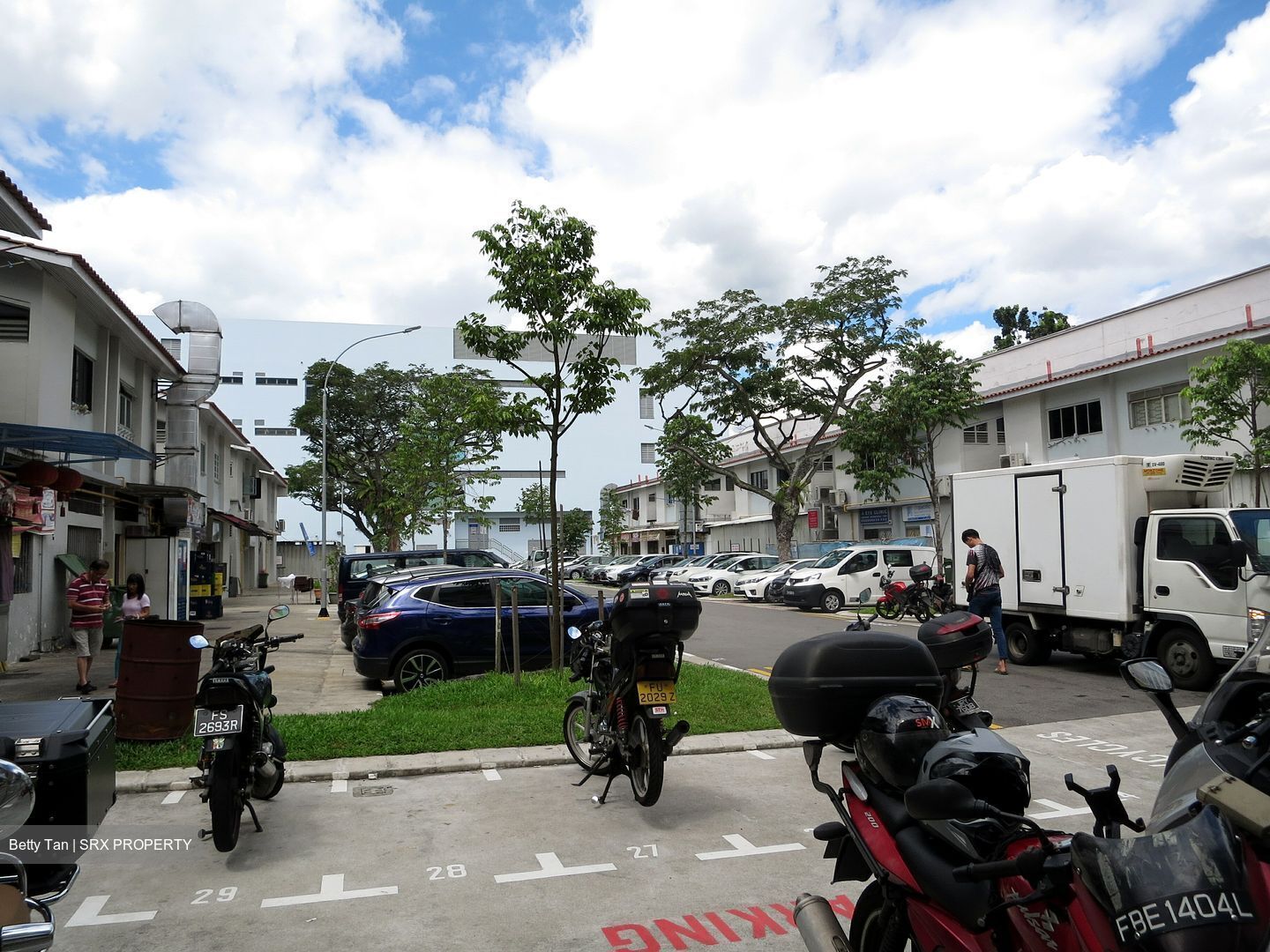 Ang Mo Kio Avenue 8 (D20), Shop House #529677711